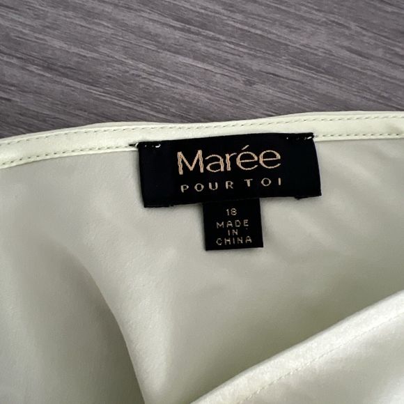 Maree Pour TOI Womens Double V Neck Silk Tank Light Green Size 18 - Picture 4 of 8